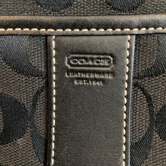 Coach Purse - Picture 2 of 4